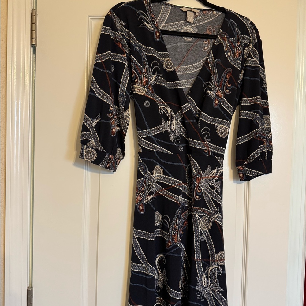H&M Navy and White Paisley Long Sleeve Dress